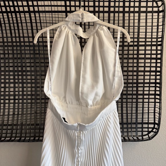 L’idee chateau gown - Picture 8 of 15